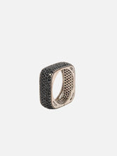 X STUDIO Radiant 5 Band Ring - Silver – önden görünüm, siyah pavé taşlarla kaplı
