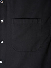 shopi go Setagaya Cropped Long Sleeve Shirt - Black – siyah, göğüs cebinin yakın çekimi