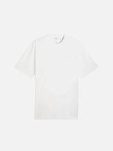 PUMA Select Essentials Tee – beyaz, önden görünüm