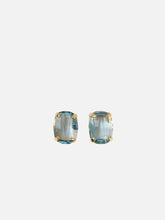 NES VINTAGE Swarovski Crystal Aqua Marine Blue Cushion Cut Crystal Stud Earrings with Vintage Setting – aqua marine blue, ön görünüm