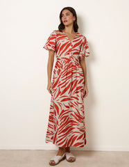 Dress With Brushstroke Leaf Print