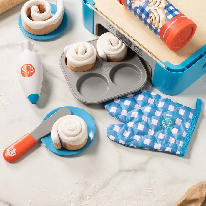Fat Brain Toy Pretendables Cinnamon Roll Set