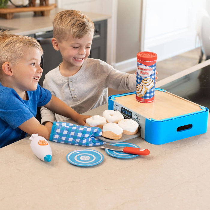 Fat Brain Toy Pretendables Cinnamon Roll Set