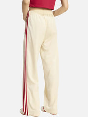 shopi go ADIDAS ORIGINALS Firebird Loose Track Pant – Warm Vanilla, yandan görünüm