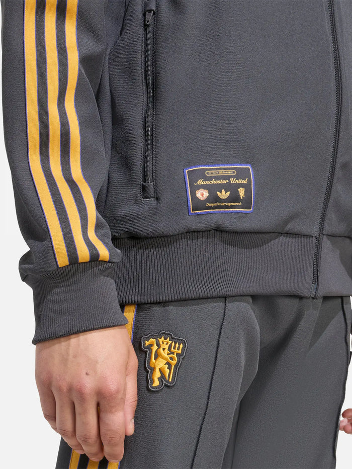 ADIDAS ORIGINALS Manchester United Terrace Icons Track Top "Utility Black" - Uncategorized EŞOFMAN ÜSTÜ