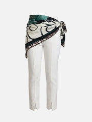CULT FORM Scarf Belt Pants – beyaz, belde fularlı görünüm